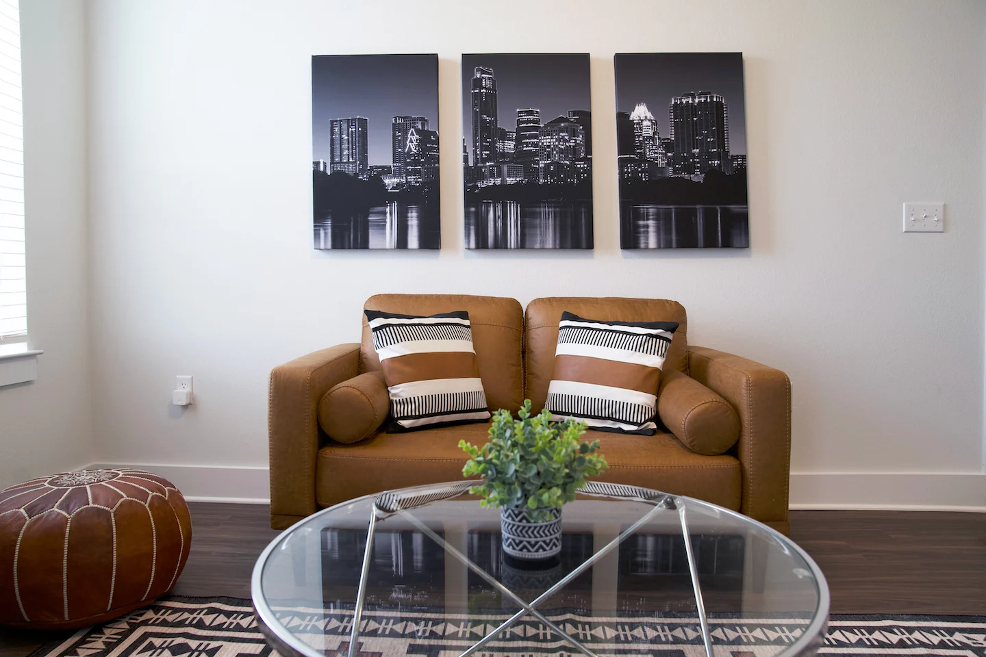 Local Expertise: Why Property Managers Based in Austin Are Your Best Choice 3 why choose property managers in austin image 2