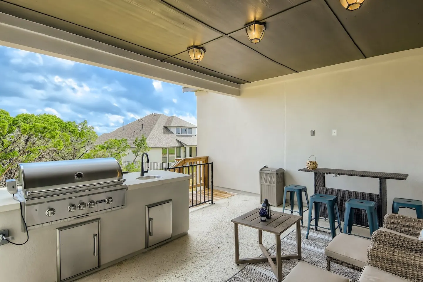 Local Expertise: Why Property Managers Based in Austin Are Your Best Choice 1 why choose property managers in austin image 3